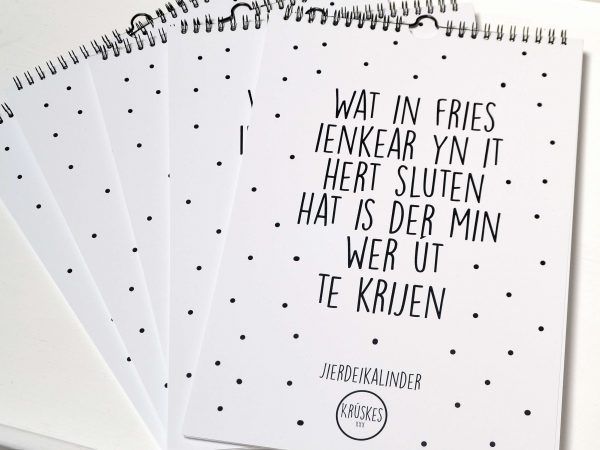 Krúskes Verjaardagskalender - Zwart-wit - sfeerfoto - invulboekjes.nl