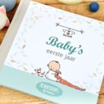 Memorybooks by Pauline - Baby's eerste jaar - voorkant 2 - invulboekjes.nl