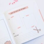 Huisje no.56 - Babyboek 0-12 maanden - Roze - binnenkant 3