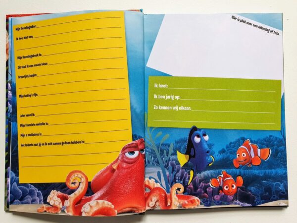 Finding Dory Vriendenboekje - Afbeelding 4