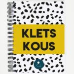 Studio Ins & Outs 'Kletskous' - Okergeel - invulboekjes.nl