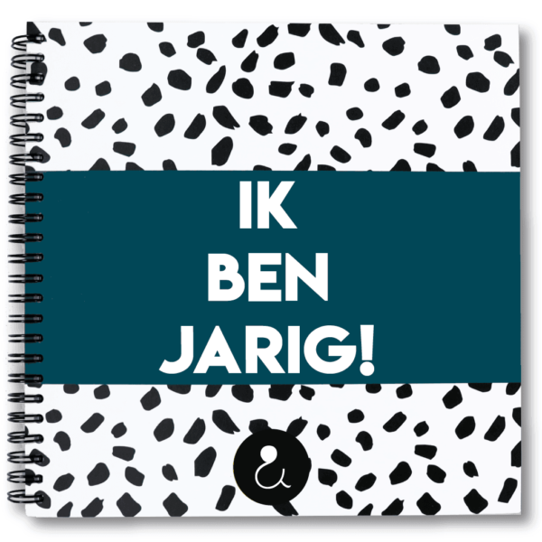 Studio Ins & Outs Verjaardagsboek Donkerblauw