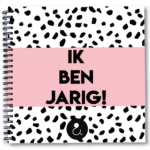 Studio Ins & Outs Verjaardagsboek Roze