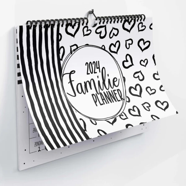 Sillibeads Familieplanner 2024 A4 (1)