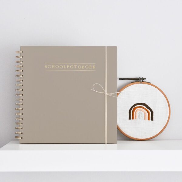 HOP Schoolfotoboek - Linnen Taupe - Afbeelding 3