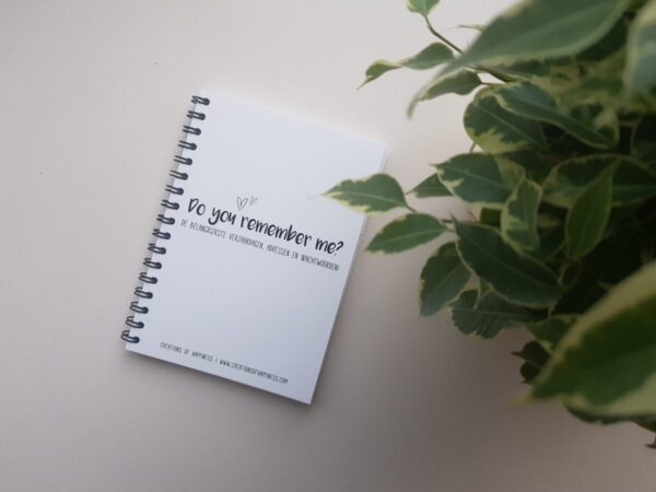 Creations of Happiness Adressenboekje A6
