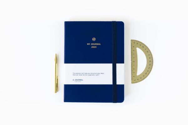 My A Journal Jaaragenda 2023 Donkerblauw (1)