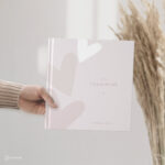 Oppasboek Happy Hearts Pink 1