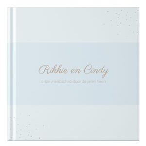 Ontwerp Je Eigen Vriendinnen Herinneringsboek Confetti Baby Blue (1)