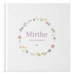 Ontwerp Je Eigen Oppasboek Floral Wreath Dots (1)