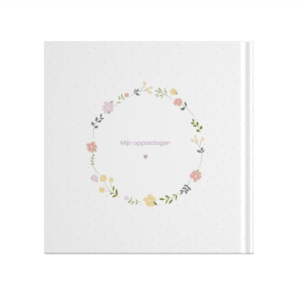 Ontwerp Je Eigen Oppasboek Floral Wreath Dots (3)