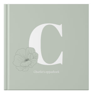 Ontwerp Je Eigen Oppasboek Initial With Flower (1)