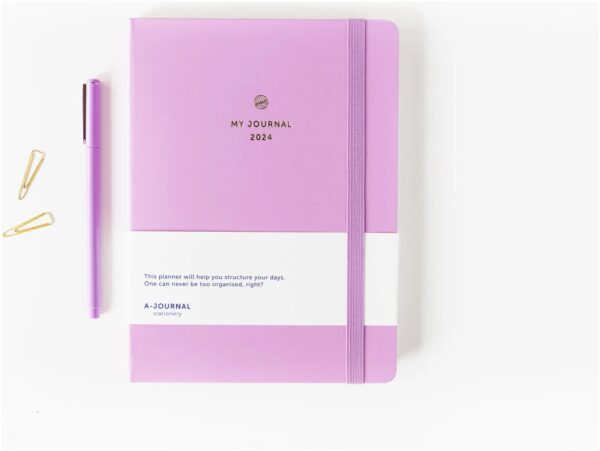 My A Journal Jaaragenda 2024 Lila (3)