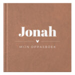 Ontwerp Je Eigen Oppasboek Leatherlook Love (3)