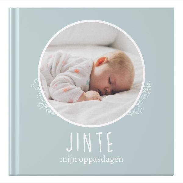 Ontwerp Je Eigen Oppasboek Minty Florals (1)