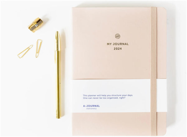 My A Journal Jaaragenda 2024 Beige (2)