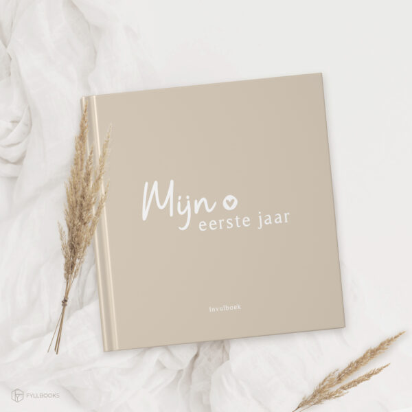 Fyllbooks Babyboek Mijn Eerste Jaar Beige (2)