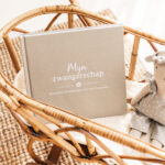 Fyllbooks Mijn Zwangerschapsdagboek Linnen Taupe (1)