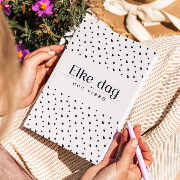 Fyllbooks Elke Dag Een Vraag Dagboek – Beige (3)