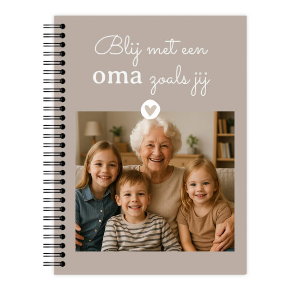 Ontwerp Je Eigen Notitieboek A5 Blij Met Een Oma Zoals Jij (1)