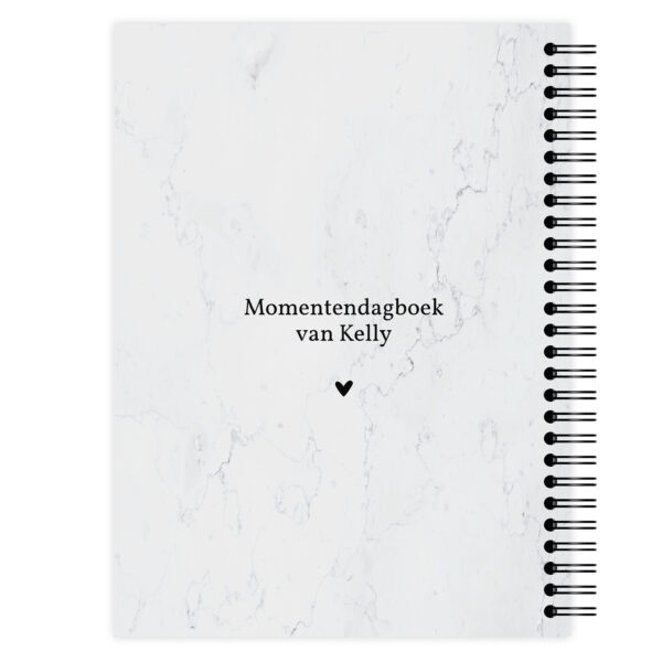 Ontwerp Je Eigen Een Moment Per Dag Dagboek Marble Initial (1)