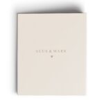 Personalisatie Bewaarmap Trouwkaarten Modern Date Beige Achterkant Def