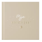 Mockup Voorkant Babyboek Sunkissed Sand