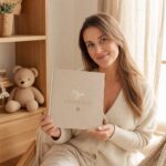 Fyllbooks Babyboek Mijn Eerste Jaar Sunkissed Sand Met Goudfolie (1)