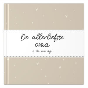 Mockup Voorkant Def Allerliefste Oma Beige